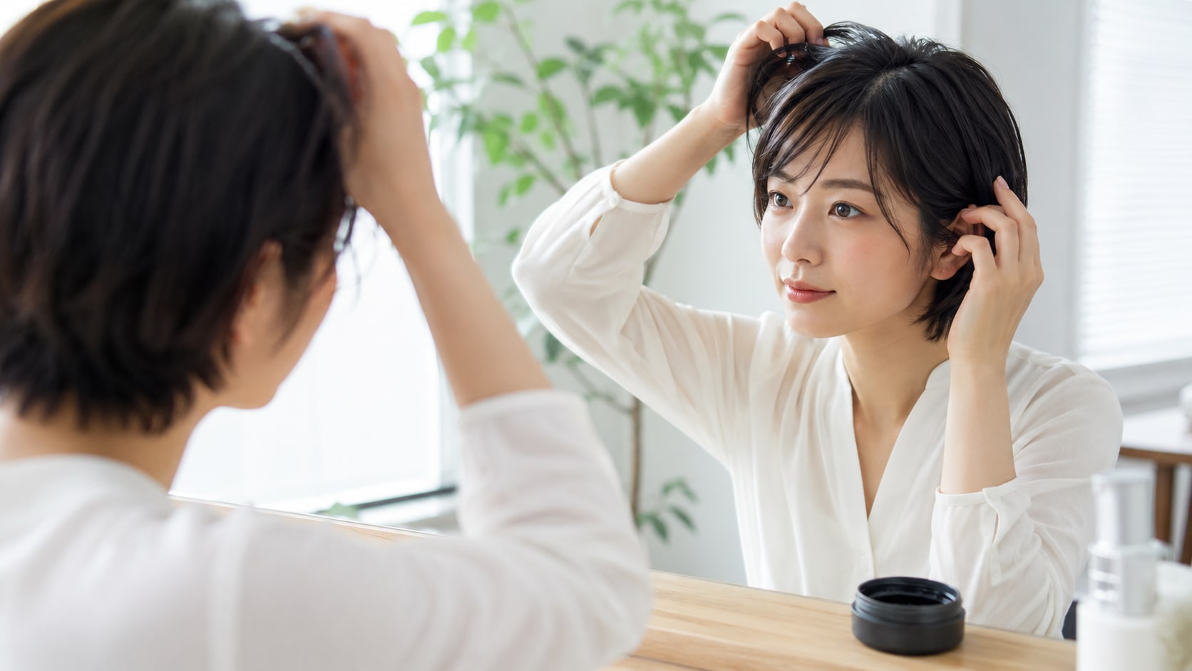 黒のカラーワックスで暗くする