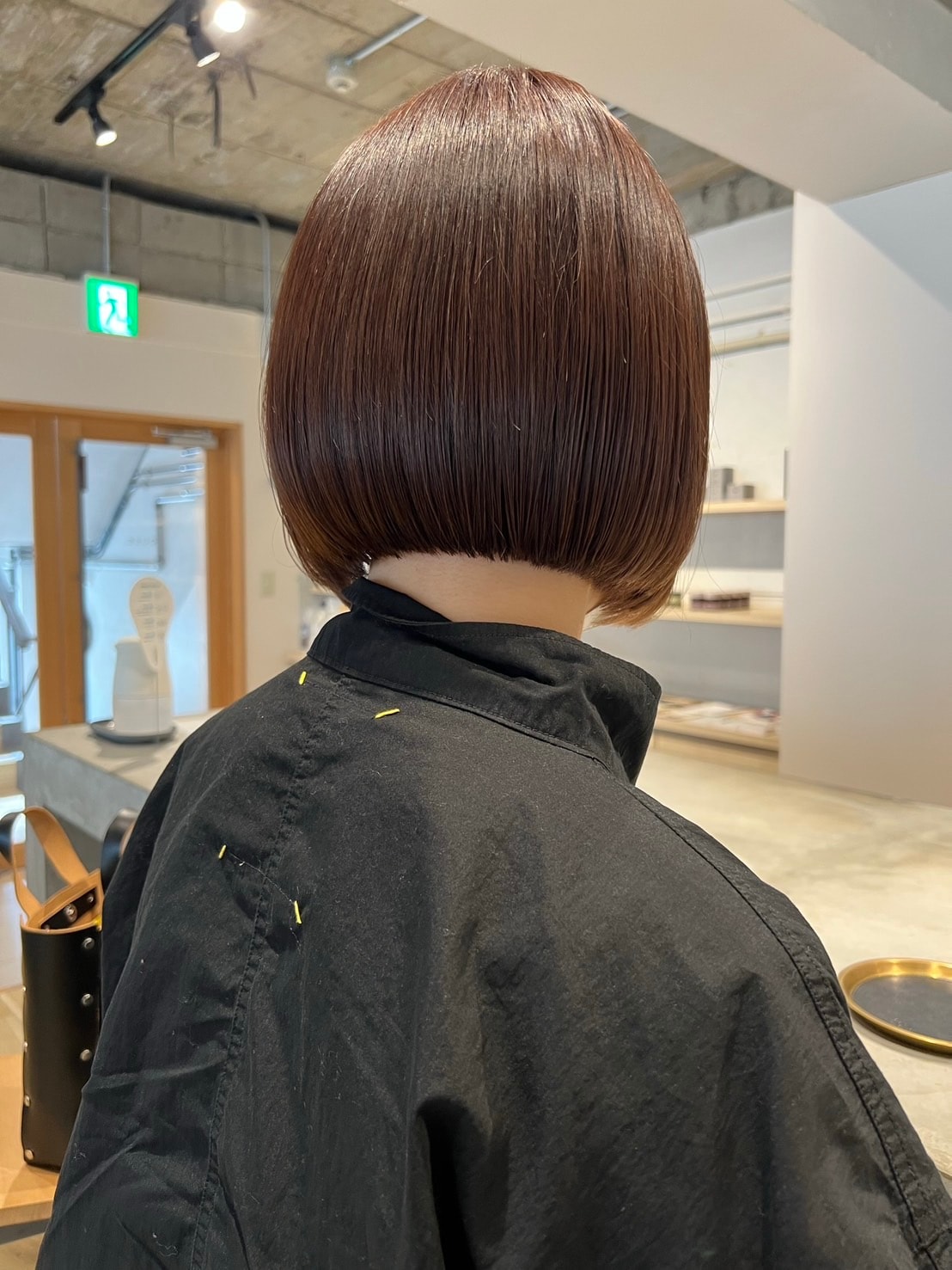 【チョコレートブラウン】ブルベ冬に似合う暗めのヘアカラー