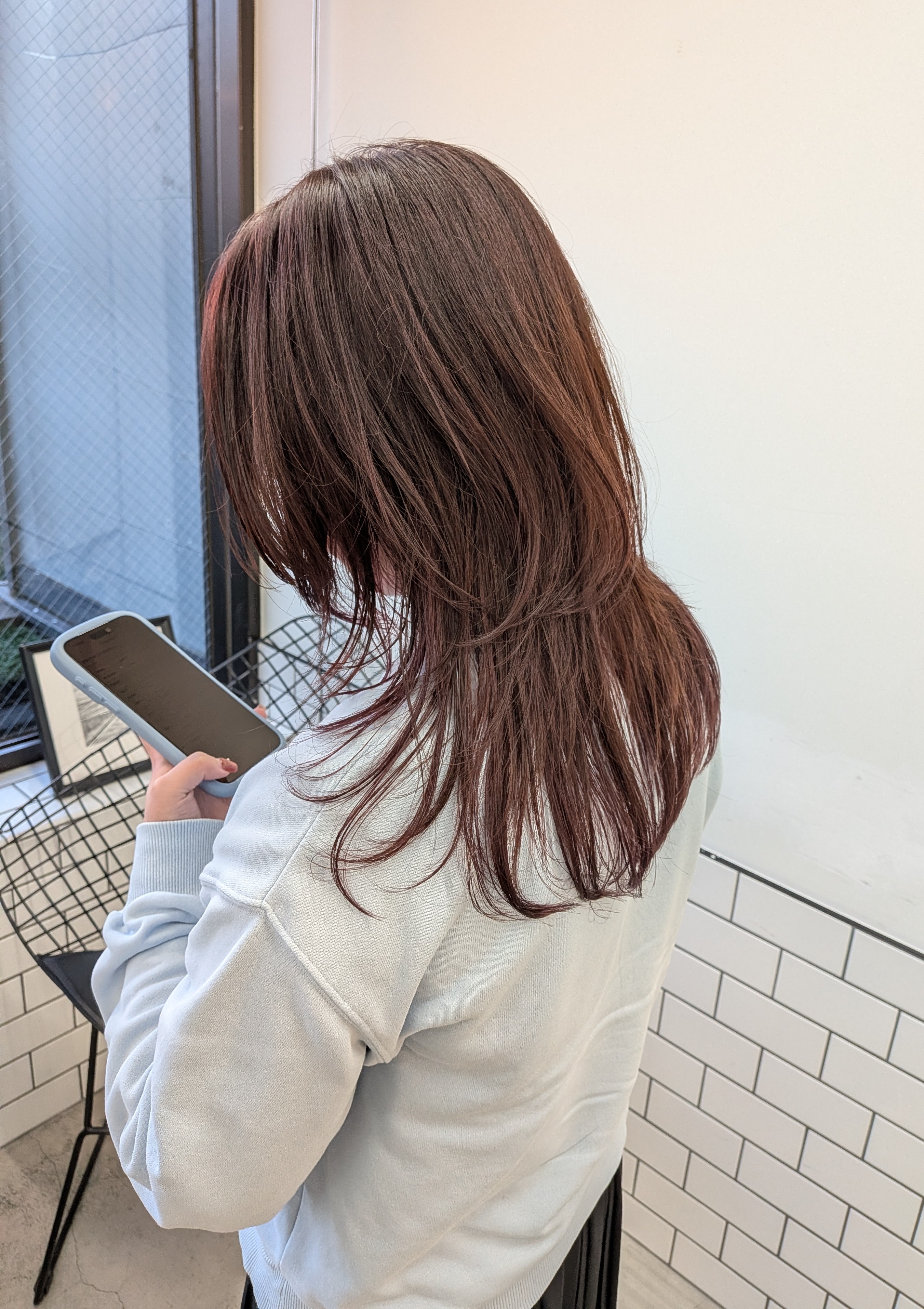 ⑬ピンクグレージュ：血色×透明感の両方を兼ね備えた人気ヘアカラー。色落ちの綺麗なくすみも魅力。