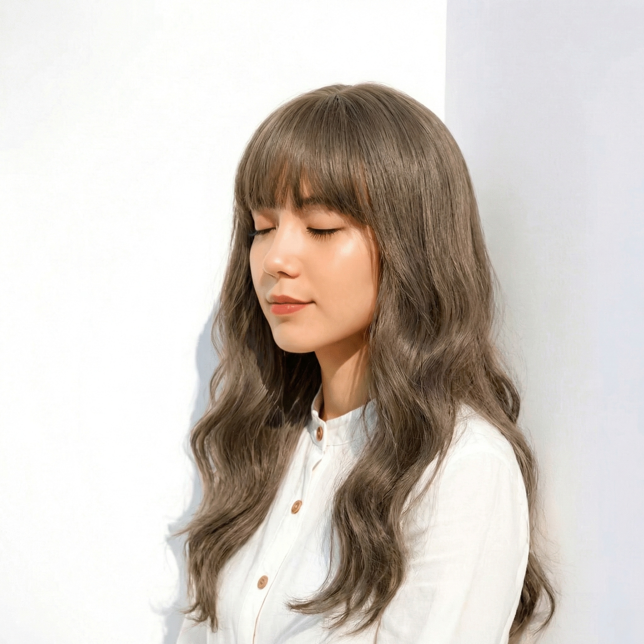 ①透け感ベージュ：柔らかさを引き出す大人の明るめカラー