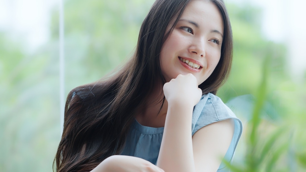 黒染めした髪に明るさを出すには何回ブリーチが必要？