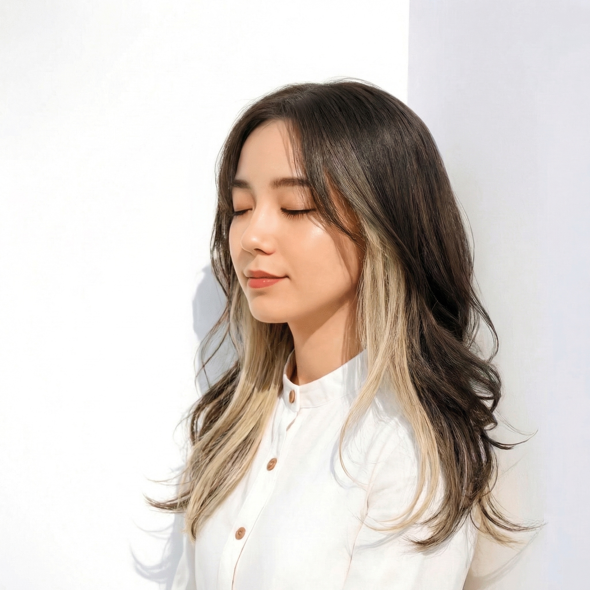  1._グレージュ_イヤリングカラー