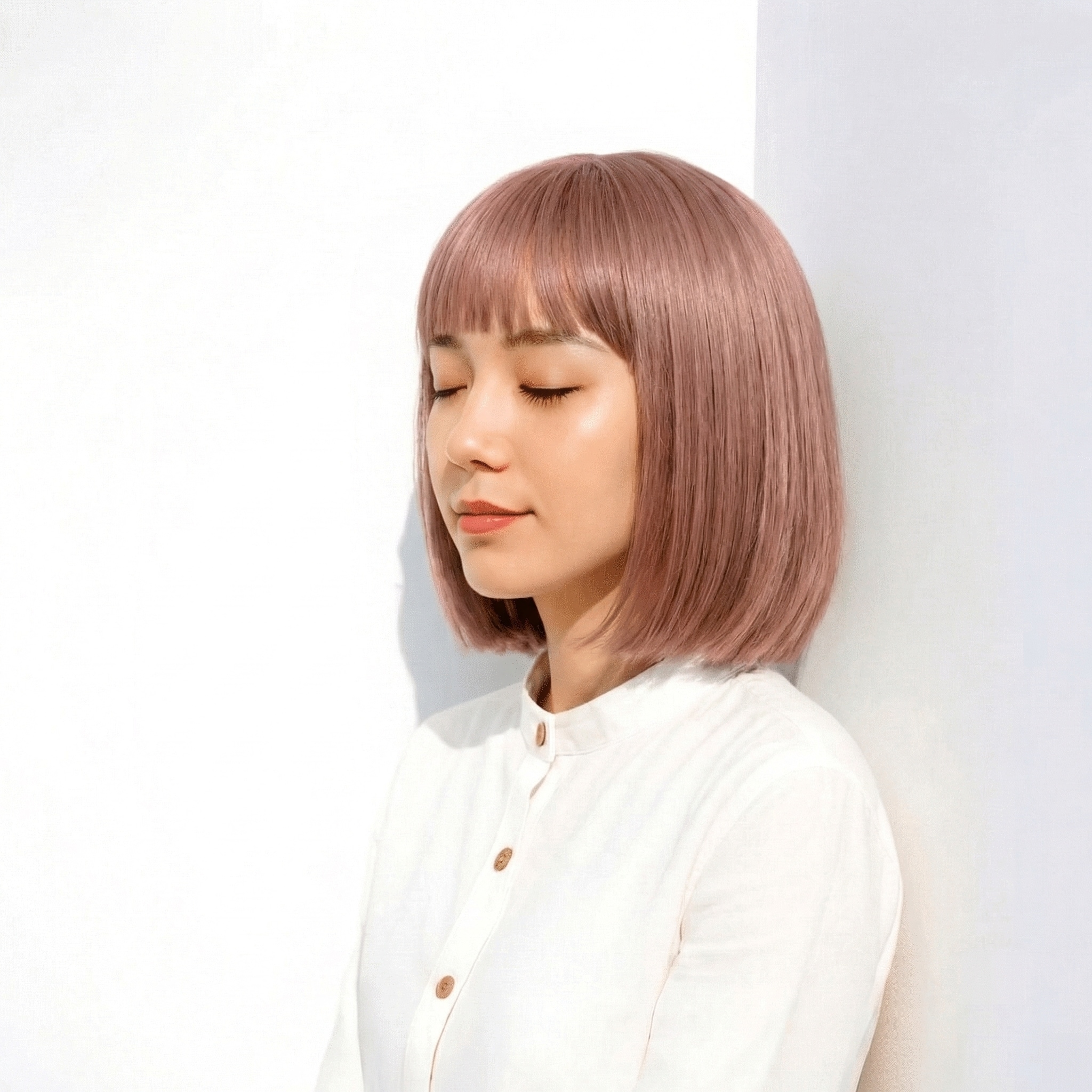 18._長めボブ_透明感ピンクベージュ