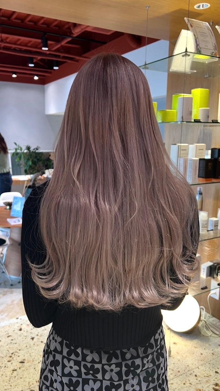 ピンクブラウン