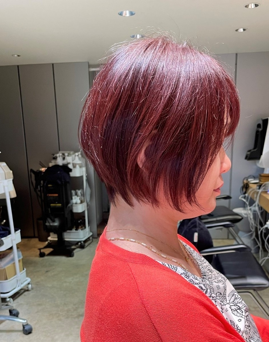 ワインレッド　ショート