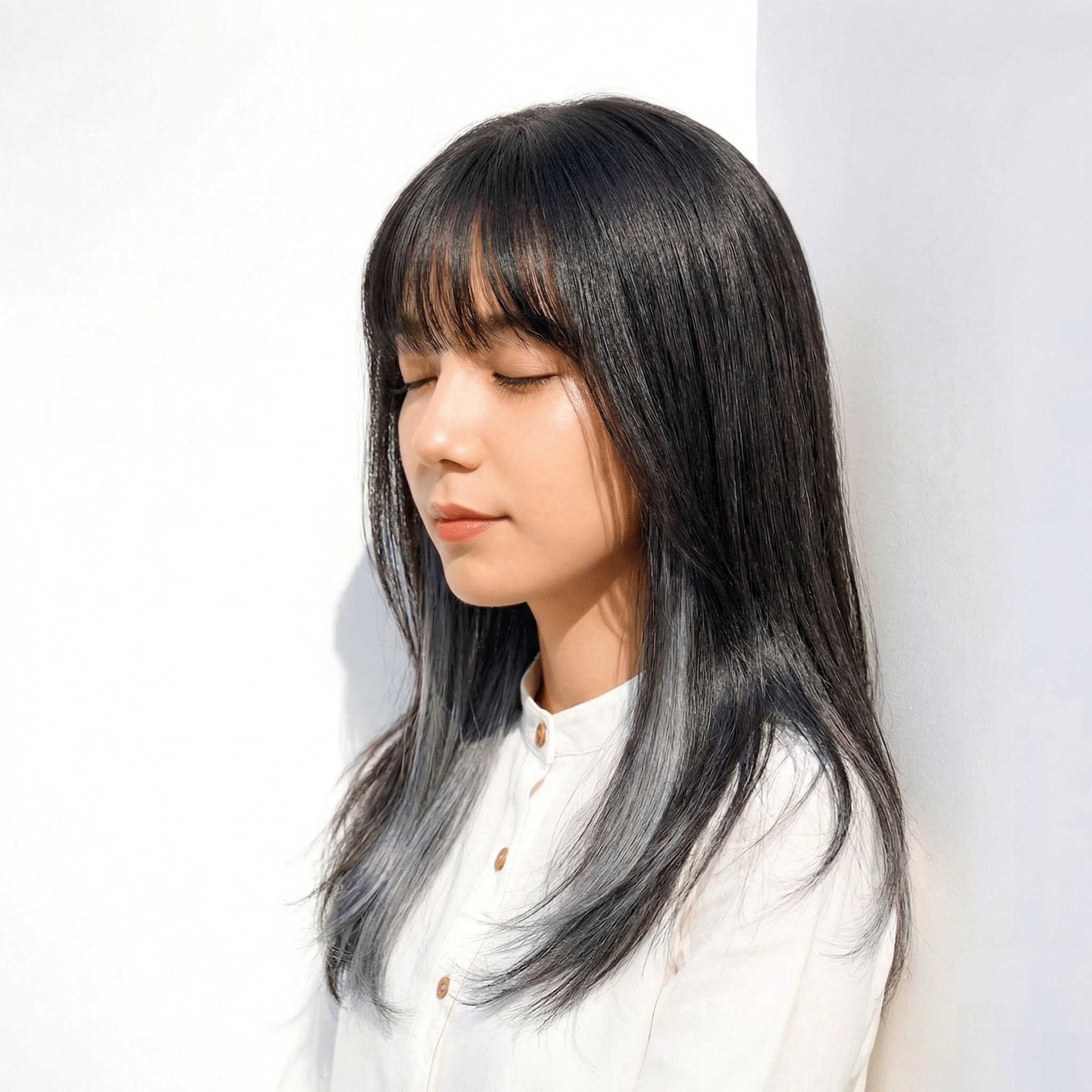 6._シルバーグレー_イヤリングカラー