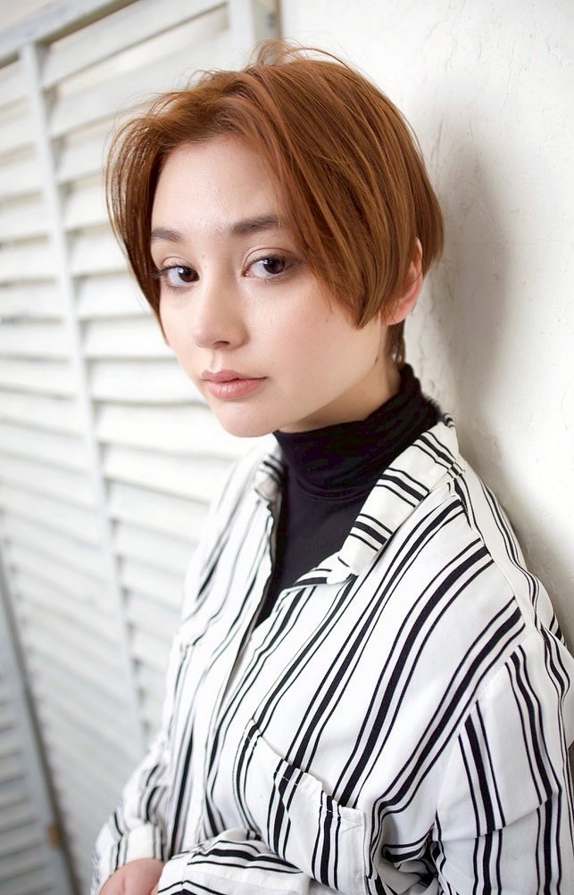 くすみオレンジブラウン