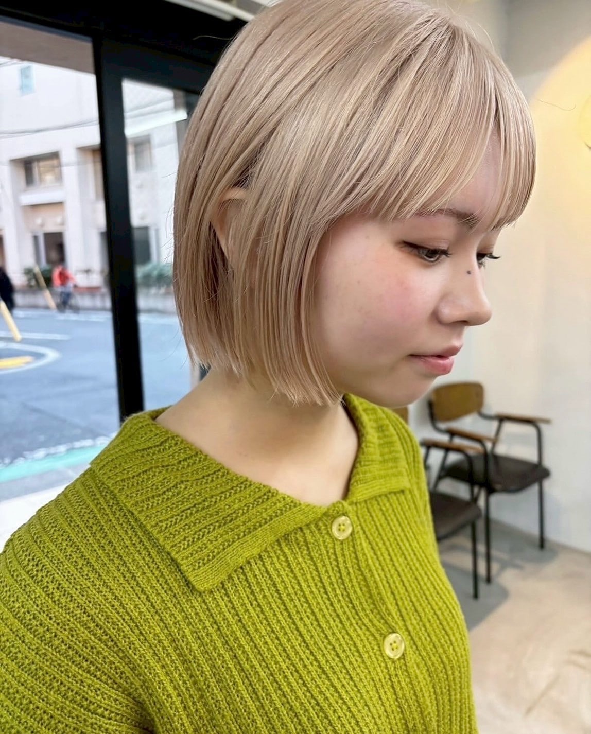 明るめのミルクティーベージュ　ボブ