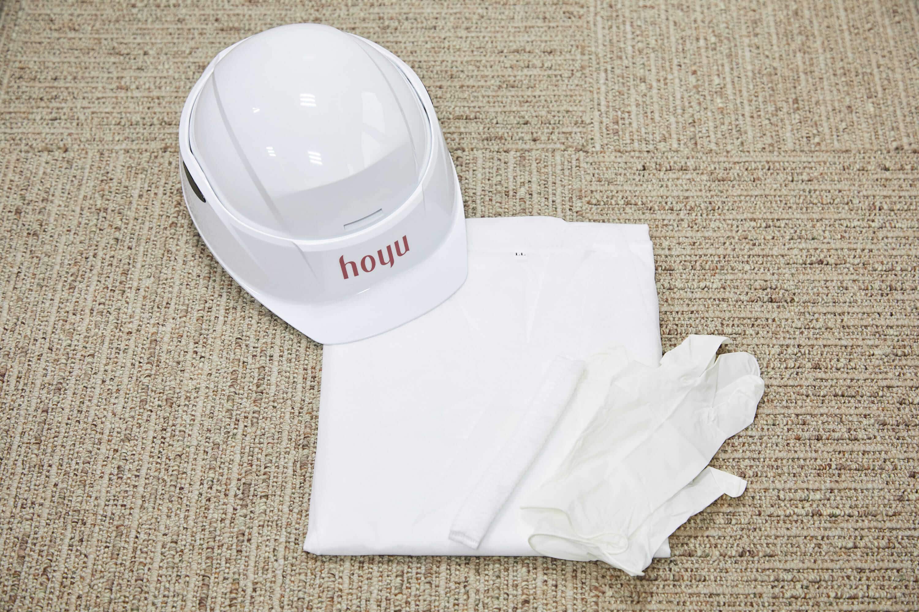 工場指定の白衣、手袋、ヘルメット