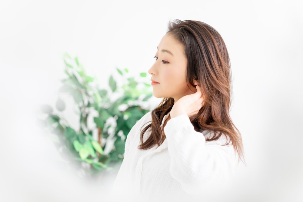 40代は「ハイライト」で白髪をぼかしながら上品な抜け感も叶う