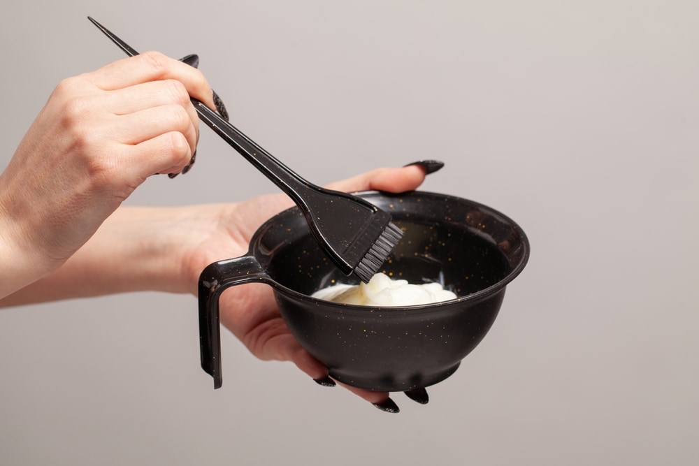 そもそもブリーチとヘアカラーの関係性とは？