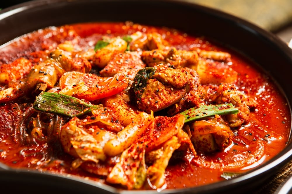 刺激の強い辛い食べ物