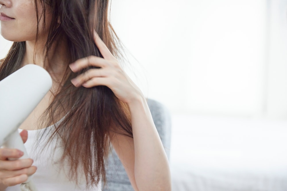 髪が乾く仕組みとは