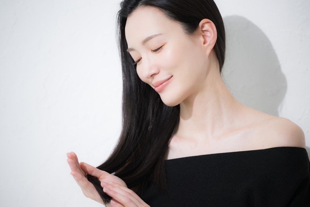 髪や頭皮へのダメージが少なくツヤ感を与えられる