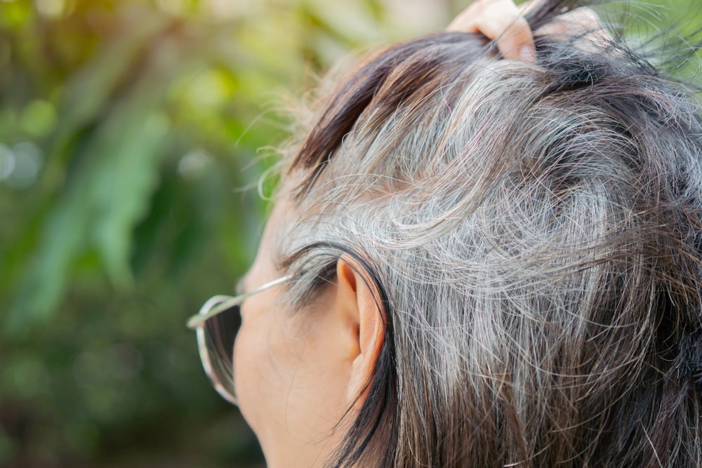 白髪にブリーチはできる？