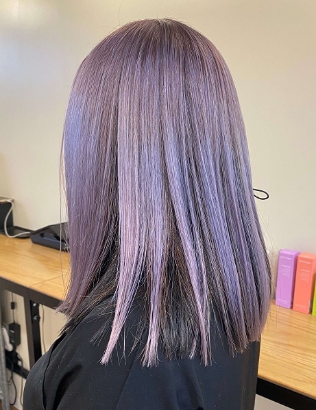 紫のヘアカラーはどんな髪色？ラベンダーやバイオレットの髪色を紹介