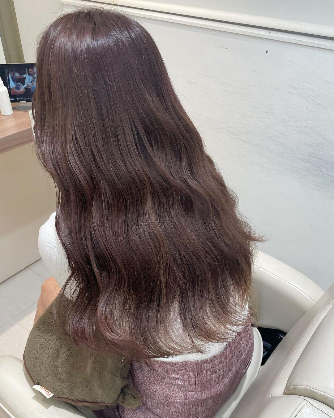 紫のヘアカラーはどんな髪色？ラベンダーやバイオレットの髪色を紹介